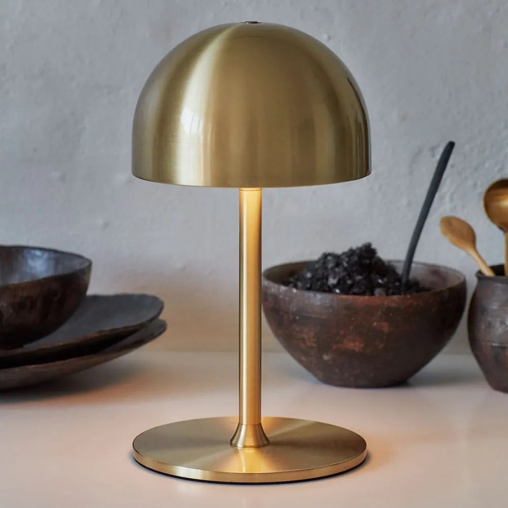 Veioză alămie LED cu control prin telecomandă cu abajur din metal (înălțime 22 cm) Tim – Sirius