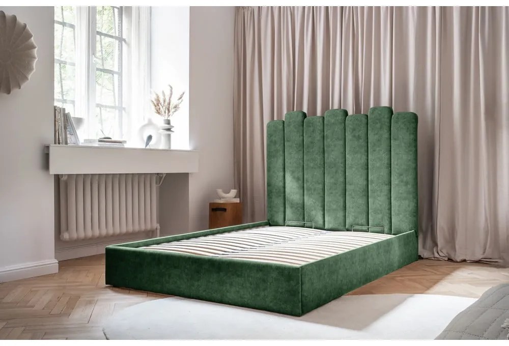 Pat matrimonial verde tapițat cu spațiu de depozitare și somieră 160x200 cm Dreamy Aurora – Miuform