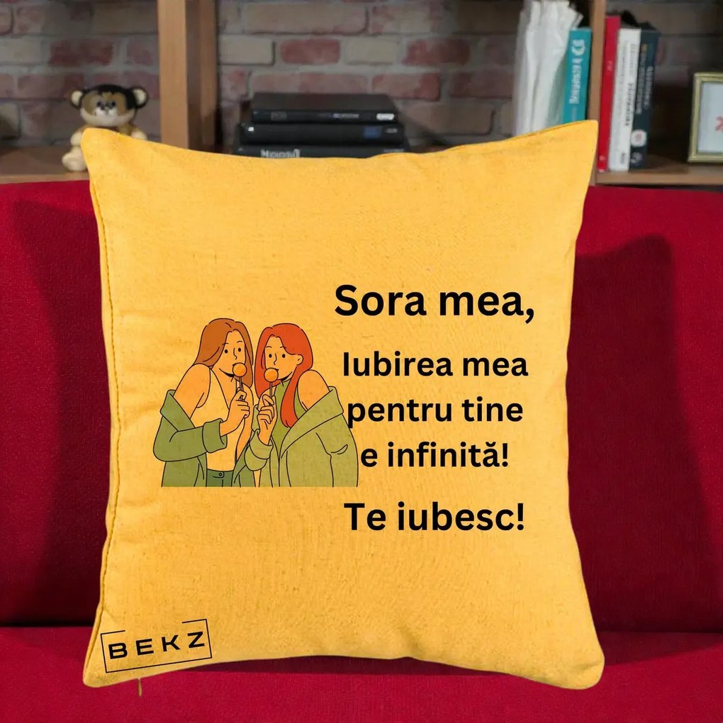 Cadou pentru Sora - Perna Personalizata Sora Mea Te Iubesc Doua Fete cu Acadele, 40x40 cm, Galben, Husa Detasabila, Perna Inclusa, BEKZ®