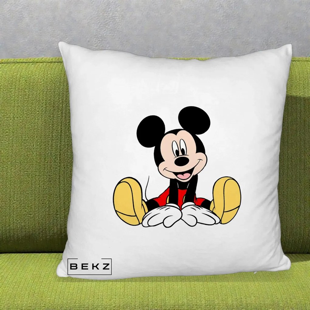 Perna Personalizata Mickey Mouse Relaxat, 40x40 cm, Alb Pufos, Husa Detasabila, Perna Inclusa, BEKZ®