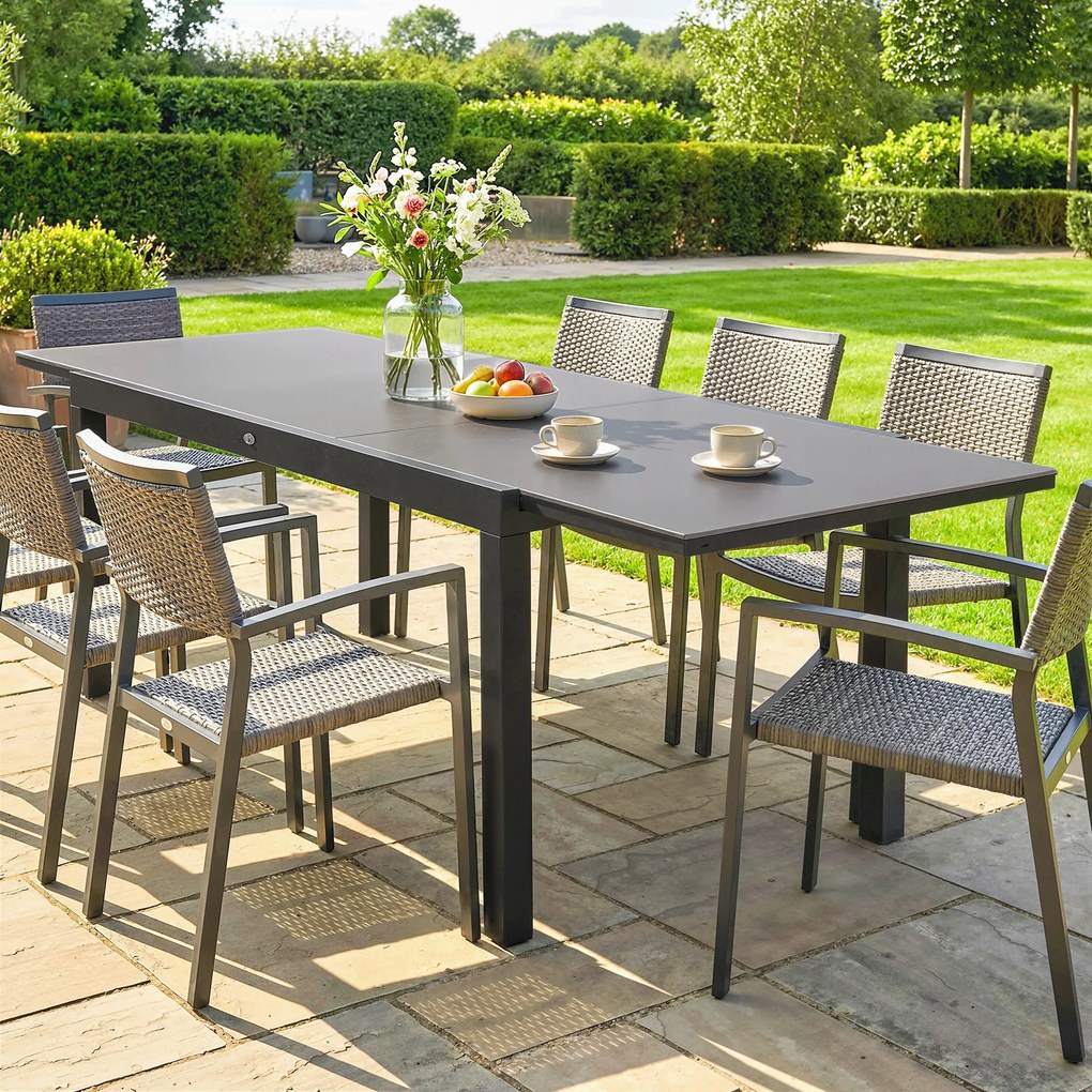 Outsunny Masă de Grădină Extensibilă pentru 8-10 Persoane 140/240x90 cm, Masă de Dining Extensibilă cu Blat din Sticlă Securizată, Masă de Exterior pentru Terasă, Balcon, Negru | Aosom Romania