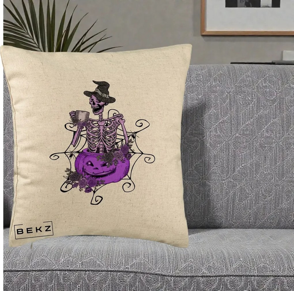 Perna Decorativa Schelet Vrajitor cu Dovleac Violet Halloween, 40x40 cm, Bej, Husa Detasabila, Perna Inclusa, BEKZ®