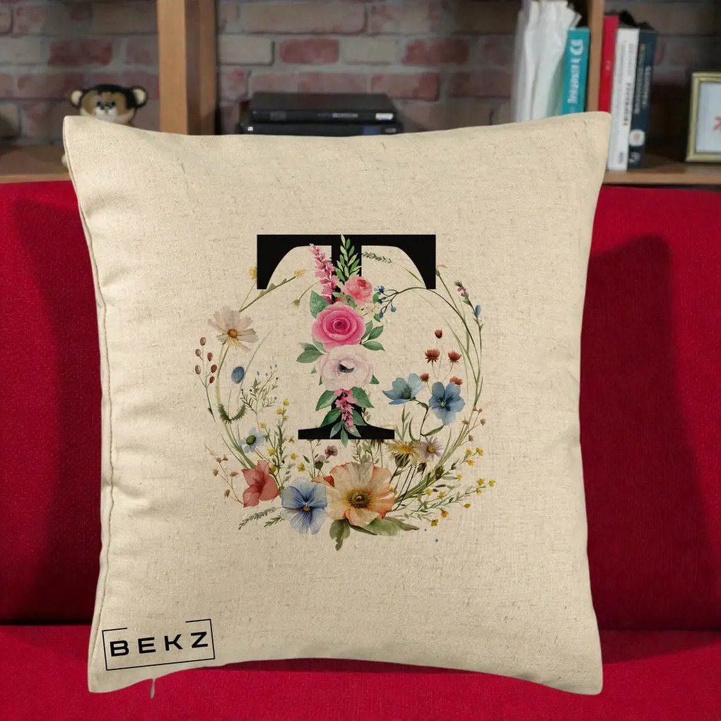 Cadou Personalizat - Perna Personalizata Monogram Litera T cu Flori Acuarela, 40x40 cm, Bej, Husa Detasabila, Perna Inclusa, BEKZ®