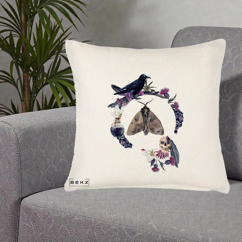 Perna Decorativa Gothic Wreath Corb Moliu Craniu, 40x40 cm, Crem Reliefat, Husa Detasabila, Perna Inclusa, BEKZ®