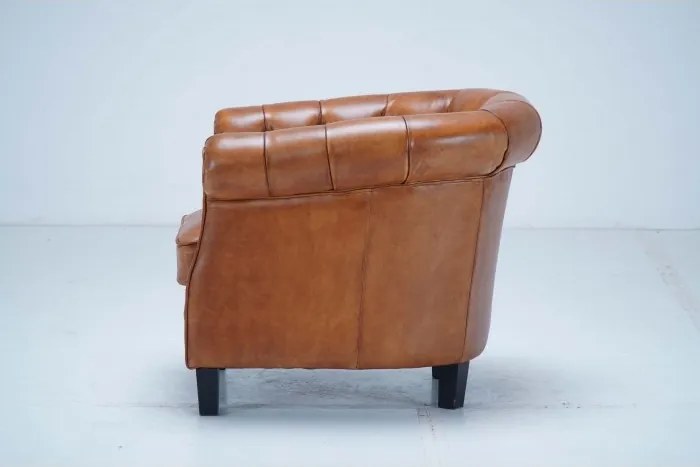 Fotoliu Chesterfield din piele naturală full grain maro, 80×80×66 cm, „Classic Chic"