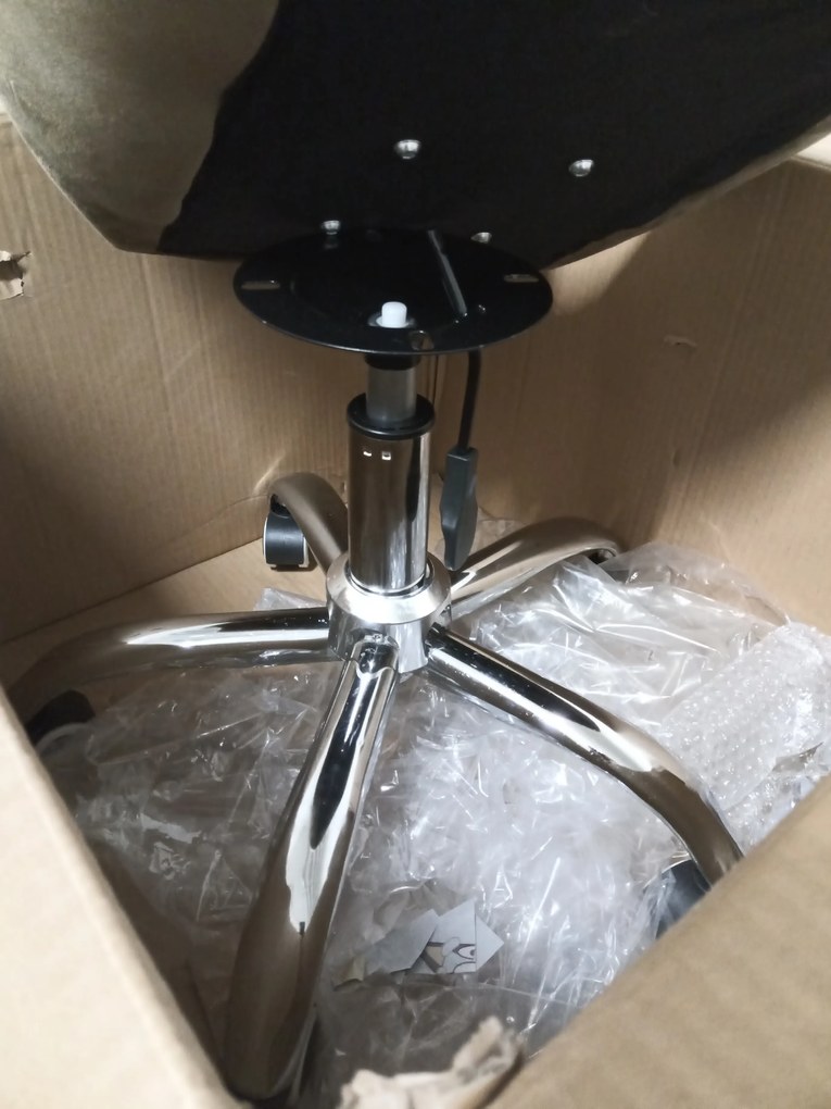 OFERTA Scaun de birou maro deschis AVOLA VELVET II. calitate