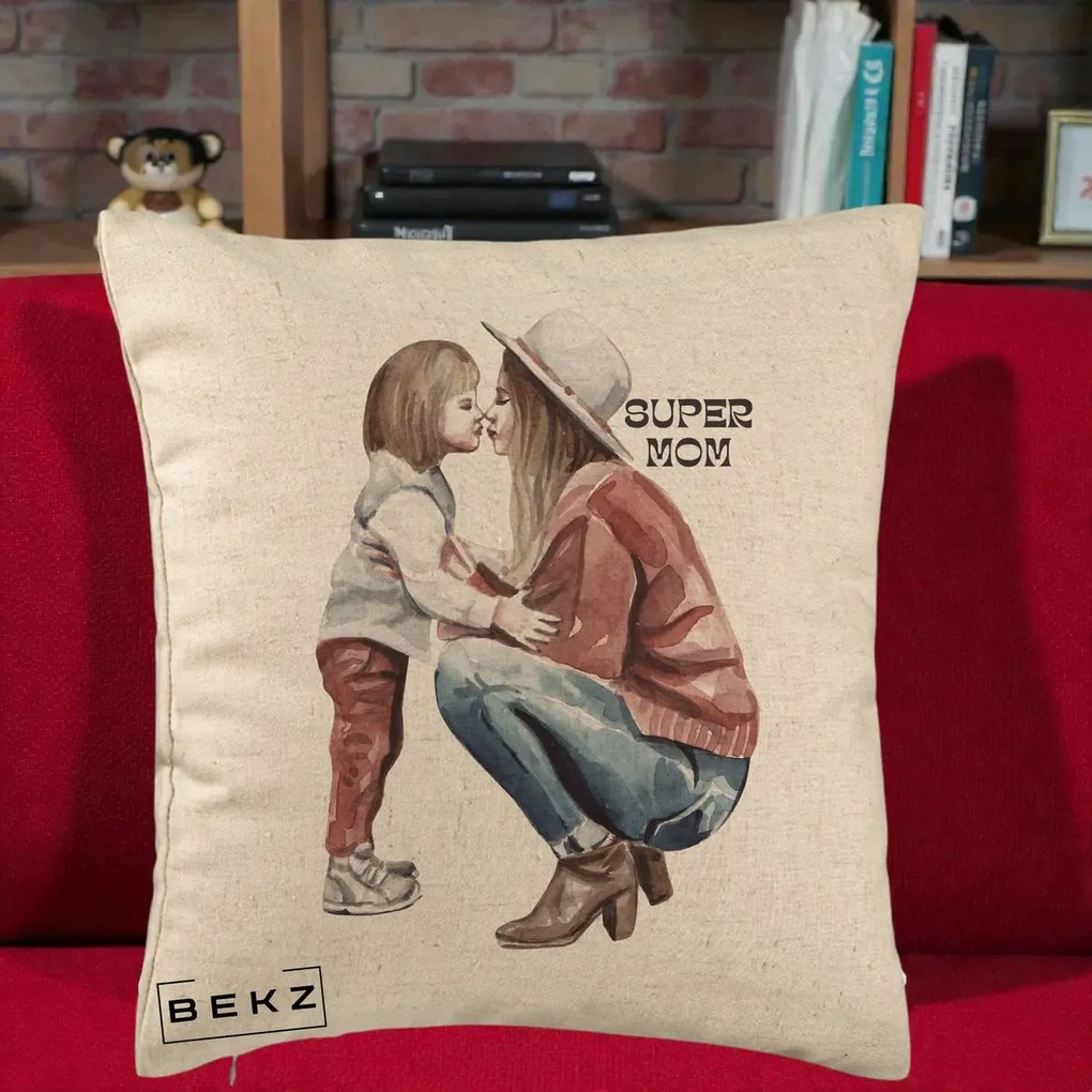 Cadou pentru Mama - Perna Personalizata Super Mom Acuarela, 40x40 cm, Bej, Husa Detasabila, Perna Inclusa, BEKZ®