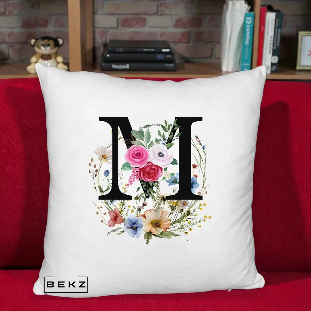 Cadou Personalizat - Perna Personalizata Monogram Litera M cu Flori Acuarela, 40x40 cm, Alb Pufos, Husa Detasabila, Perna Inclusa, BEKZ®