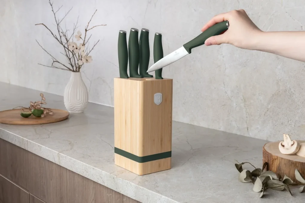 Set cutite 6 piese, cu suport bambus Green Matte Collection Berlinger Haus BH 2751
