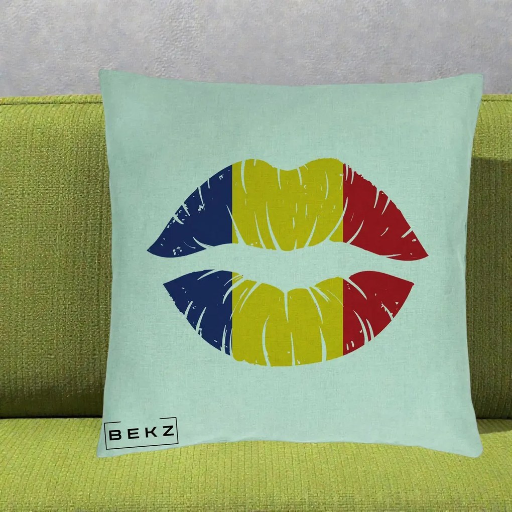Perna Personalizata Buze Tricolor Romania, 40x40 cm, Verde Menta, Husa Detasabila, Perna Inclusa, BEKZ®
