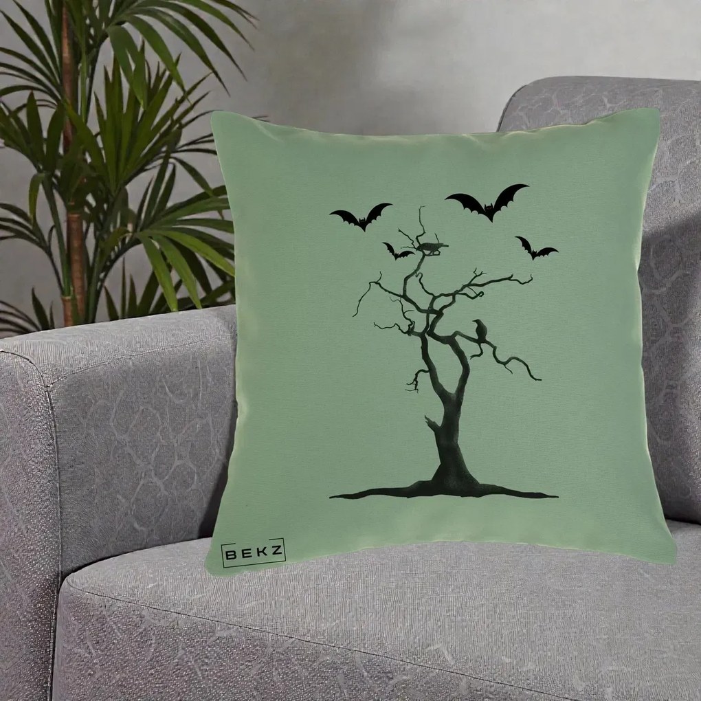 Perna Decorativa Halloween Copac cu Lilieci Alb-Negru, 40x40 cm, Verde, Husa Detasabila, Perna Inclusa, BEKZ®