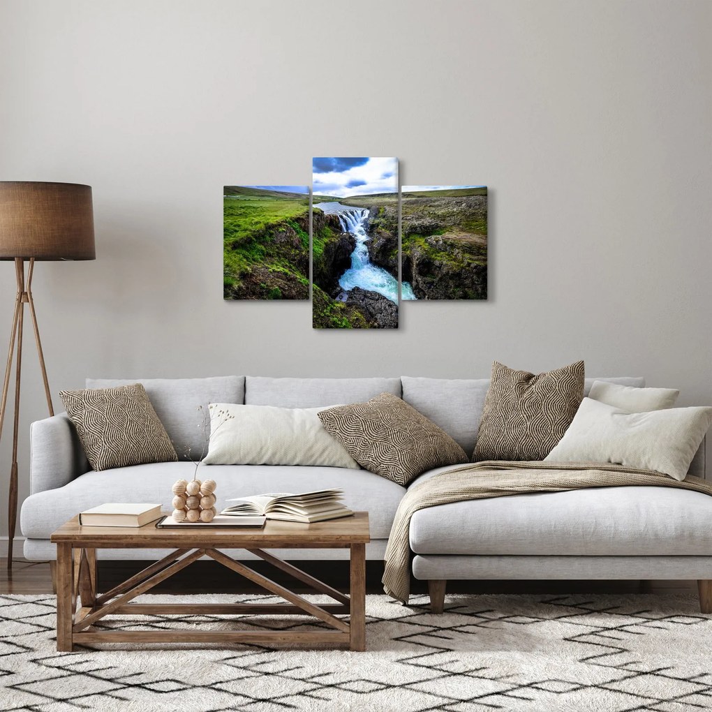 Tablou - Cascada intre stânci (90x60 cm)
