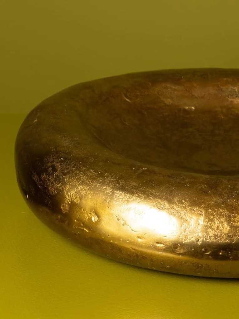 Platou decorativ din aluminiu, auriu, formă rotundă bombată, finisaj patinat, 9 x 39 cm, „Craterium”