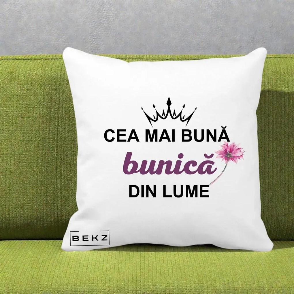 Cadou pentru Bunica - Perna Personalizata Cea Mai Buna Bunica Din Lume Coroana Mov Floare Roz, 40x40 cm, Alba Mata, Husa Detasabila, Perna Inclusa, BEKZ®
