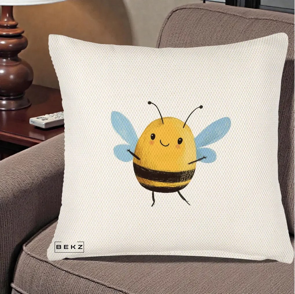 Perna Decorativa Buburuza pe Trifoi cu Patru Foi, 40x40 cm, Crem Reliefat, Husa Detasabila, Perna Inclusa, BEKZ®