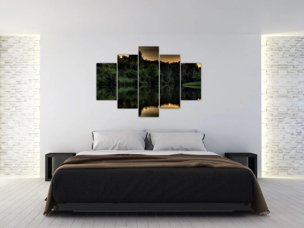 Tablou cu lac în pădure (150x105 cm)