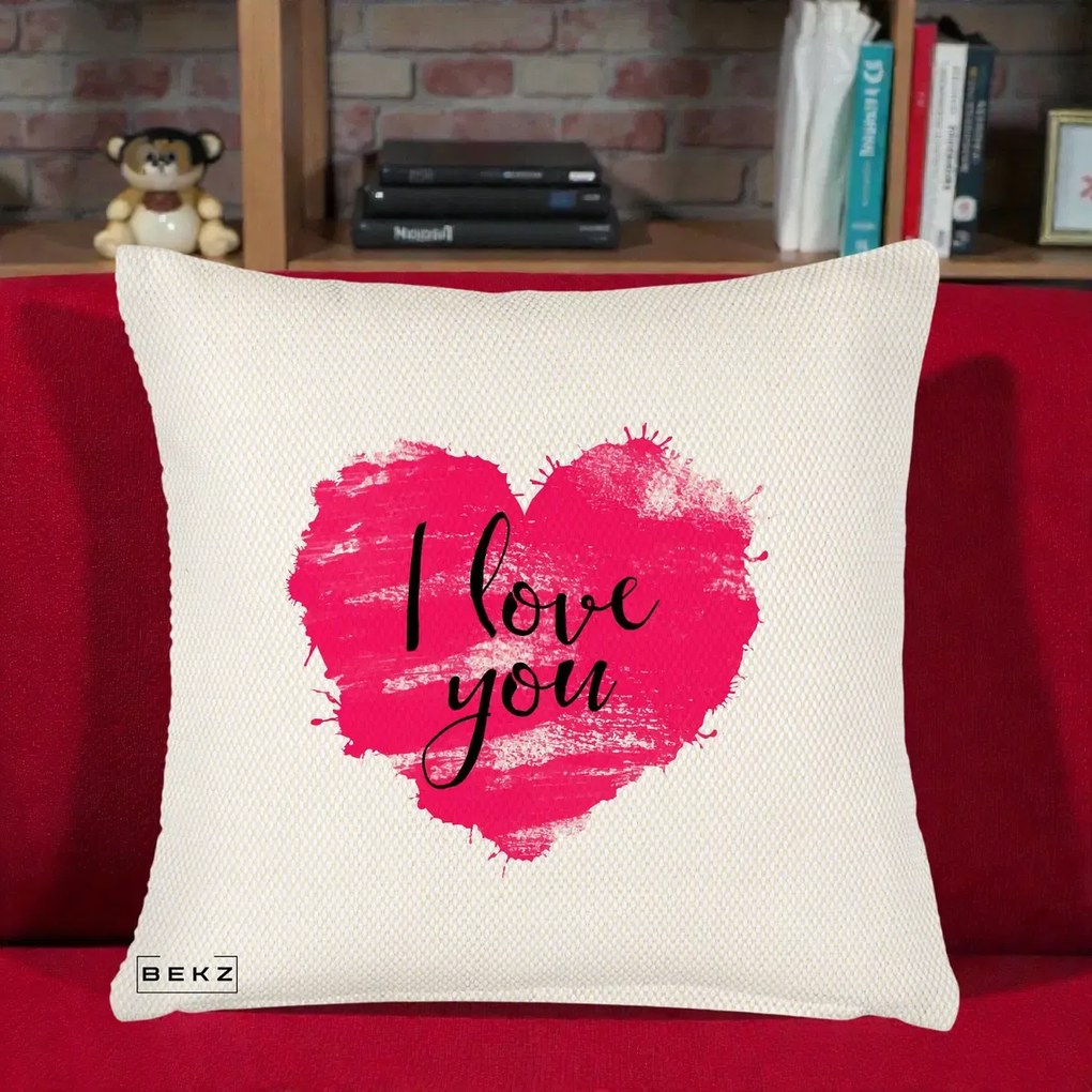 Cadou Romantic - Perna Personalizata I Love You Inima Roz, 40x40 cm, Crem Reliefat, Husa Detasabila, Perna Inclusa, BEKZ®