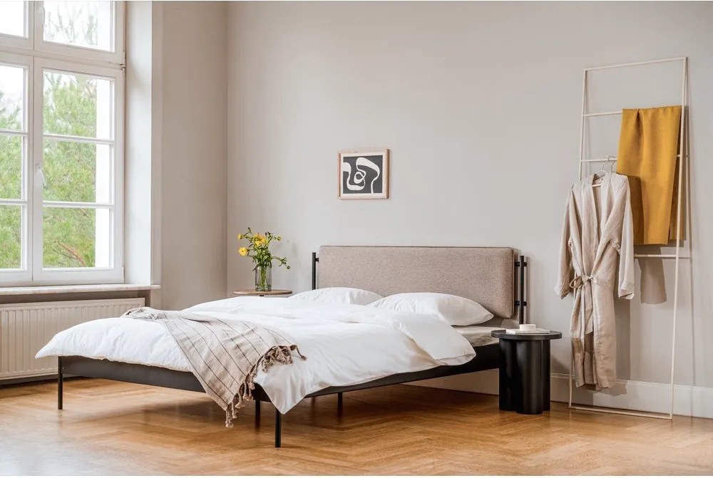 Pat matrimonial negru tapițat din oțel cu somieră 180x200 cm Eton Basic – noo.ma