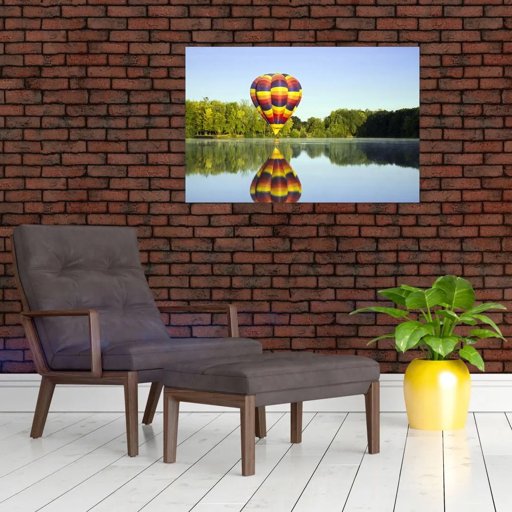 Tablou cu balon cu aer cald pe un lac (90x60 cm)