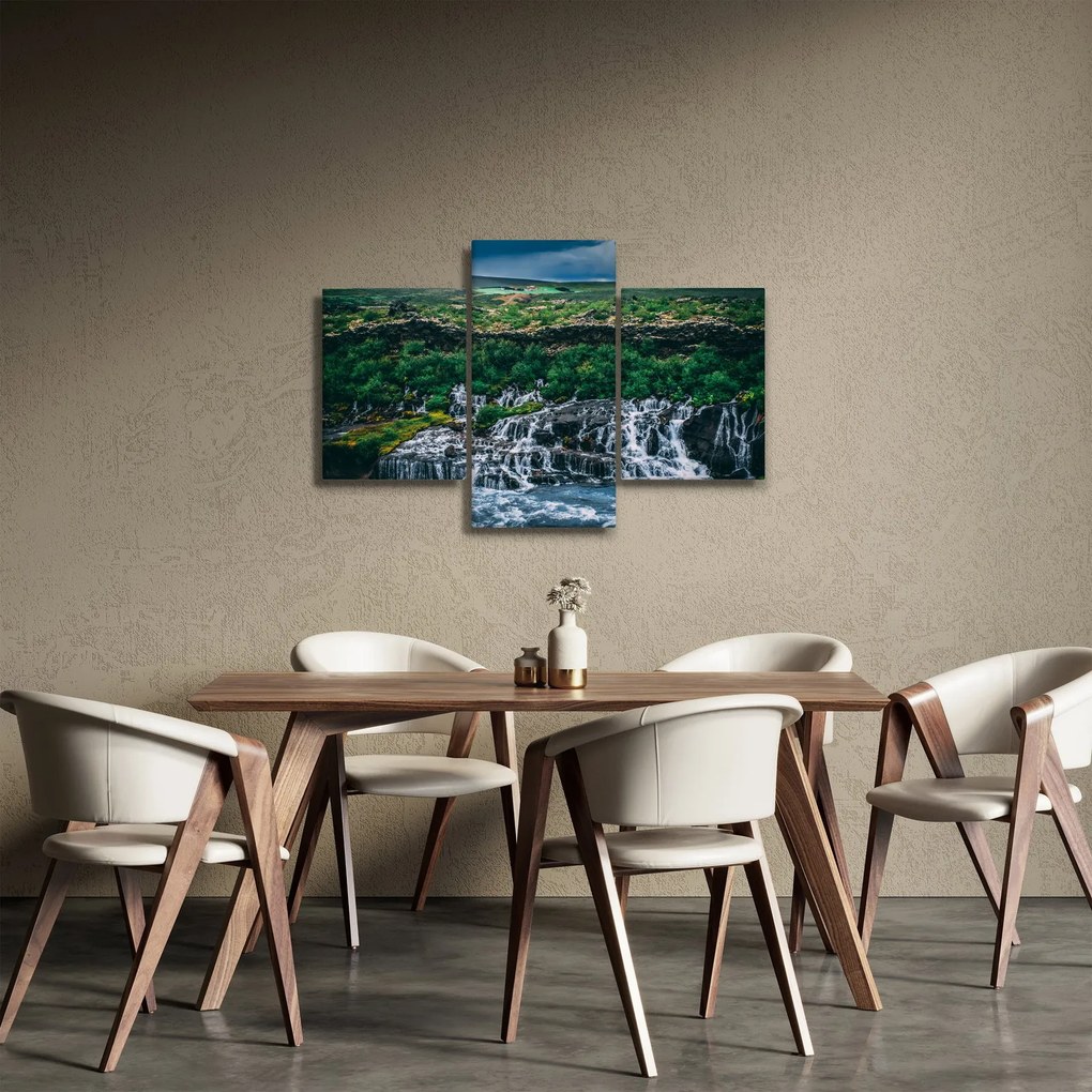 Tablou cu cascade în natură (90x60 cm)