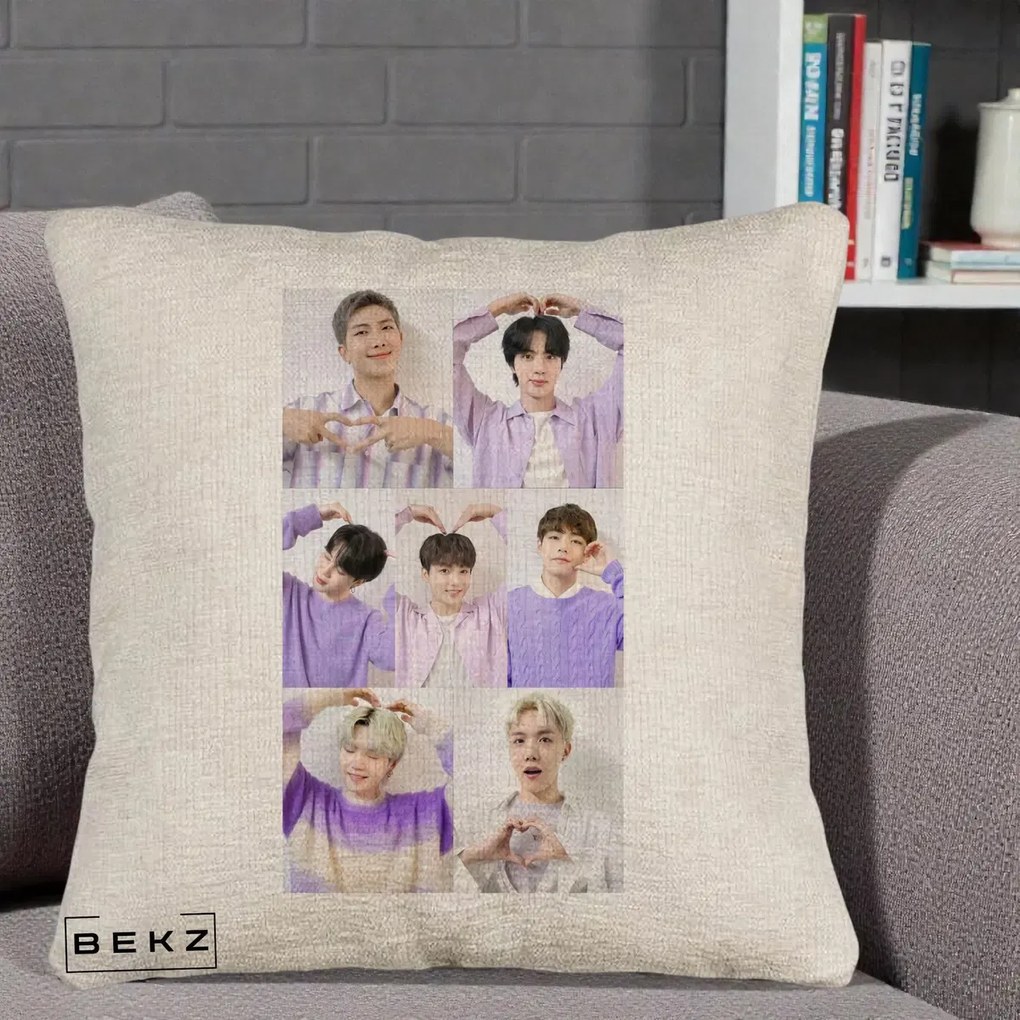 Perna Personalizata K-pop BTS Colaj 7 Portrete cu Inimi Lila, 40x40 cm, Bej Canapea, Husa Detasabila, Perna Inclusa, BEKZ®