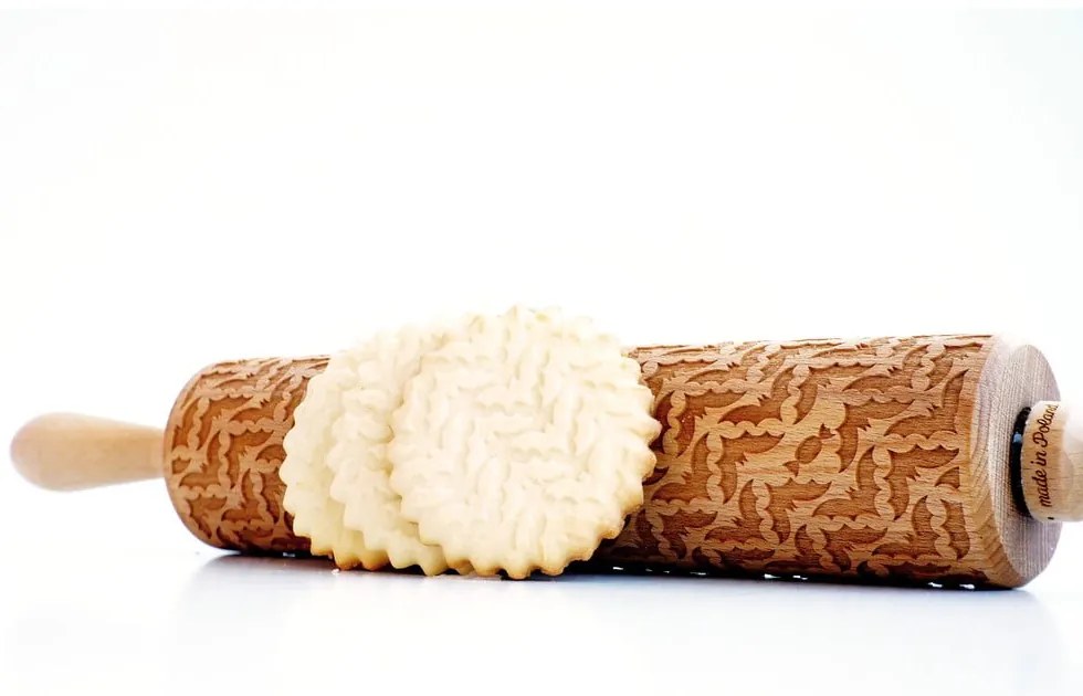 Sucitor din lemn cu detalii în relief Valek Bats