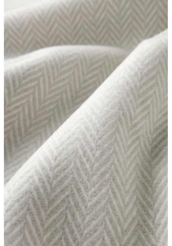 Pled din amestec de bumbac Euromant Skyline, 140 x 180 cm, gri deschis