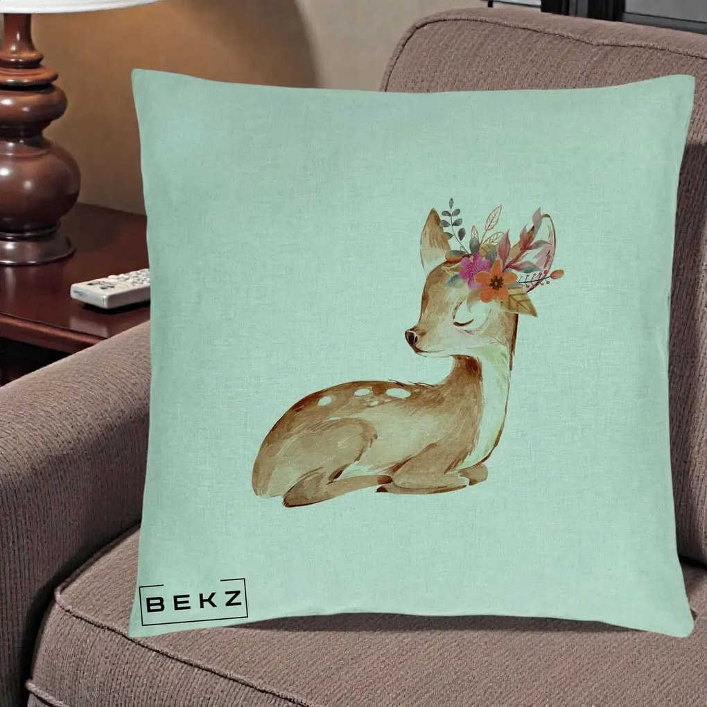 Perna Decorativa Caprioara cu Flori in Coama, 40x40 cm, Verde Menta, Husa Detasabila, Perna Inclusa, BEKZ®