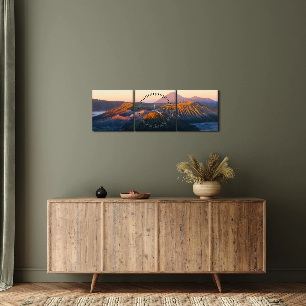 Tablou cu muntele Bromo în Indonesia (cu ceas) (90x30 cm)