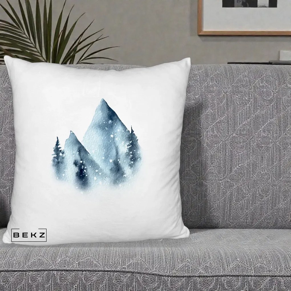 Perna Decorativa Munti Inzapeziti Acuarela Indigo, 40x40 cm, Alb Pufos, Husa Detasabila, Perna Inclusa, BEKZ®