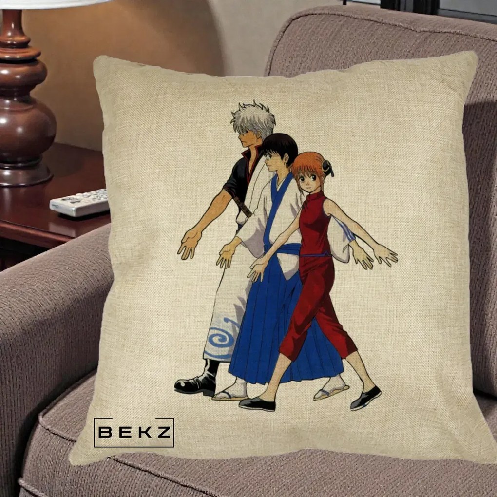 Perna Personalizata Gintama Trio Gintoki Shinpachi Kagura, 40x40 cm, Crem, Husa Detasabila, Perna Inclusa, BEKZ®