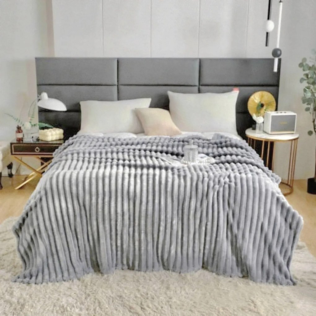 Patura Cocolino pufoasa cu dungi 200 x 230 cm, gri