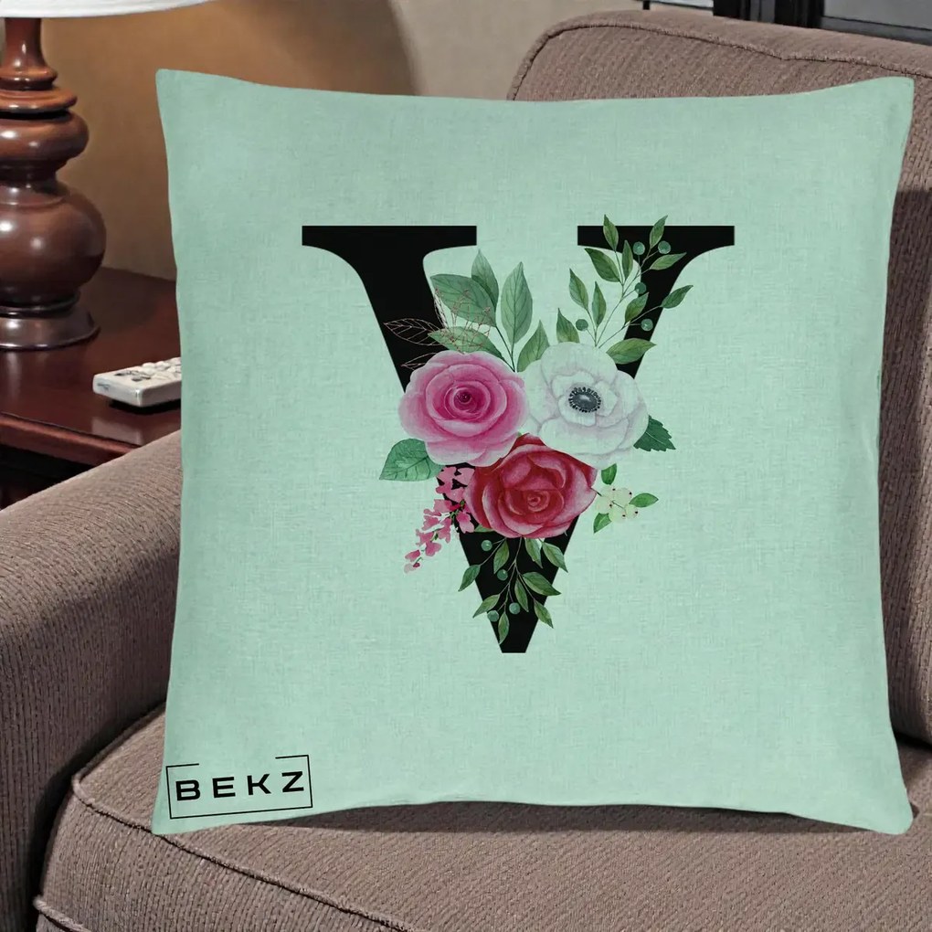 Cadou Personalizat - Perna Personalizata Monograma Florala Litera V cu Buchet, 40x40 cm, Verde Menta, Husa Detasabila, Perna Inclusa, BEKZ®