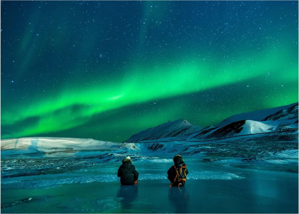 Tablou pe sticlă cu oameni la Aurora borealis (70x50 cm)