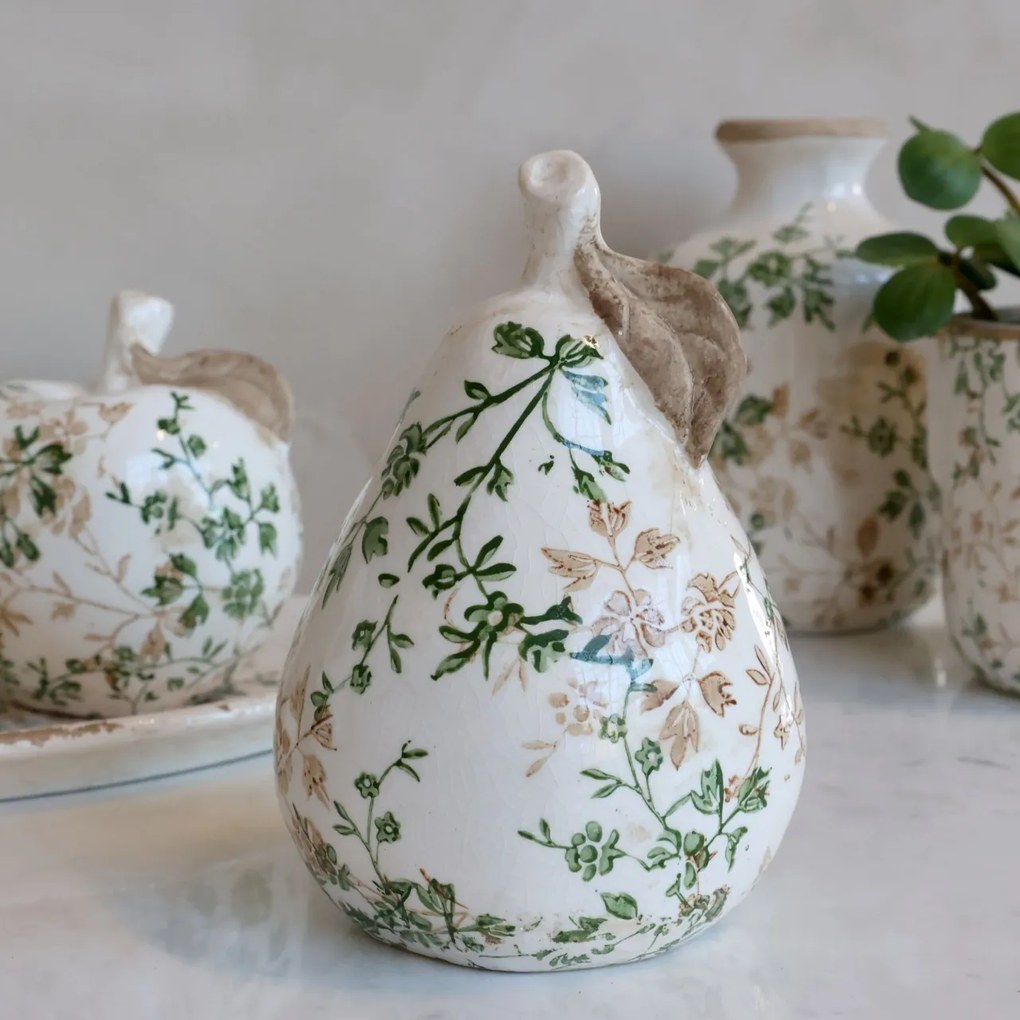 Decorațiune pară din ceramică antichizată, pictată manual, cu decor floral-vegetal, 16,5x11,5 cm, „Grasse"