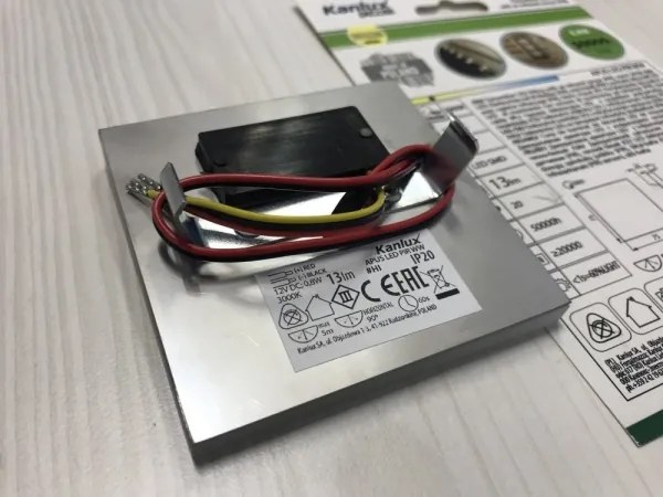 Kanlux 27370 - Aplică LED pentru scară APUS cu senzor, 0,8 W, 12 V, 3000 K