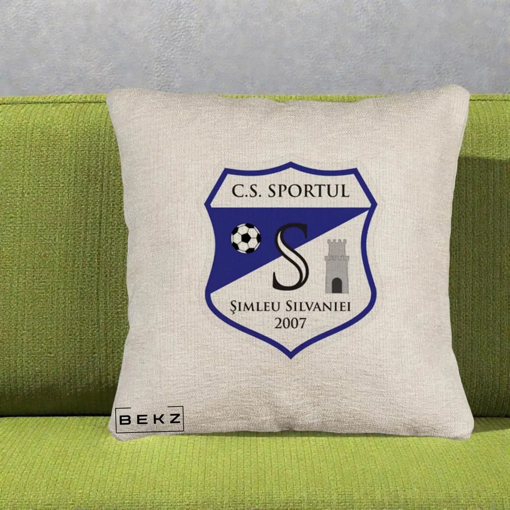 Perna Personalizata CS Sportul Simleu Silvaniei 2007, 40x40 cm, Bej Canapea, Husa Detasabila, Perna Inclusa, BEKZ®