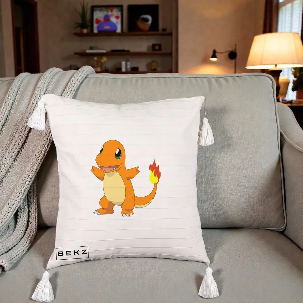 Perna Personalizata Charmander Pokemon, 40x40 cm, Bej cu Franjuri, Husa Detasabila, Perna Inclusa, BEKZ®