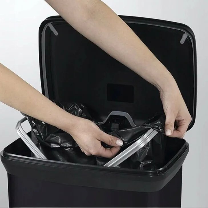 Curver Coș de gunoi dreptunghiular 50 l, negru