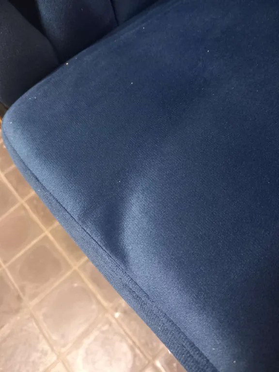 OFERTA Fotoliu de sufragerie din catifea ORION VELVET cu picioare aurii, albastru inchis calitatea a II-a