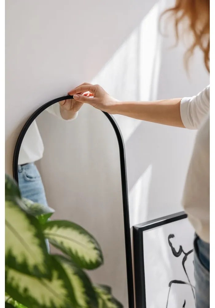 Oglindă dreptunghiulară de perete Bonami Essentials Rumia, 40 x 120 cm, negru