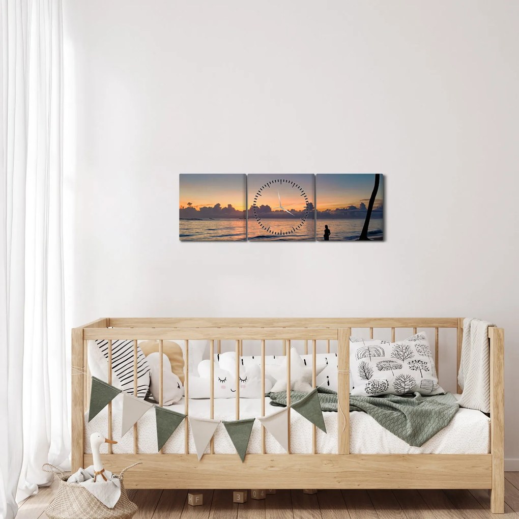 Tablou femeii pe plajă (cu ceas) (90x30 cm)