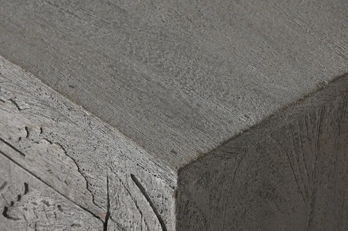 Comodă TV sculptată lungă din lemn masiv, gri, cu 6 uși, 3 rafturi și zăvoare din lemn, finisaj patinat, 61 x 200 x 40 cm, „Arvane”
