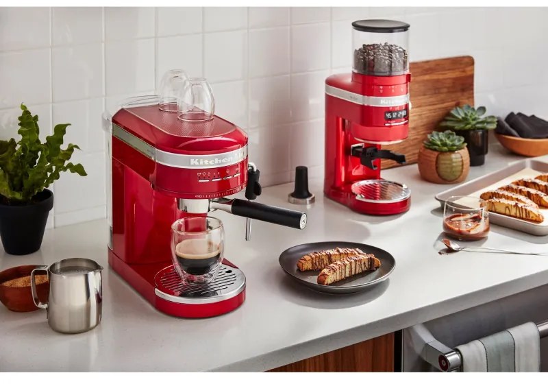 Rasnita de cafea electrica Artisan KitchenAid 5KCG8433ECA, 150W, 340 g, 70 trepte de macinare, Oprire automata, Apple Candy Red