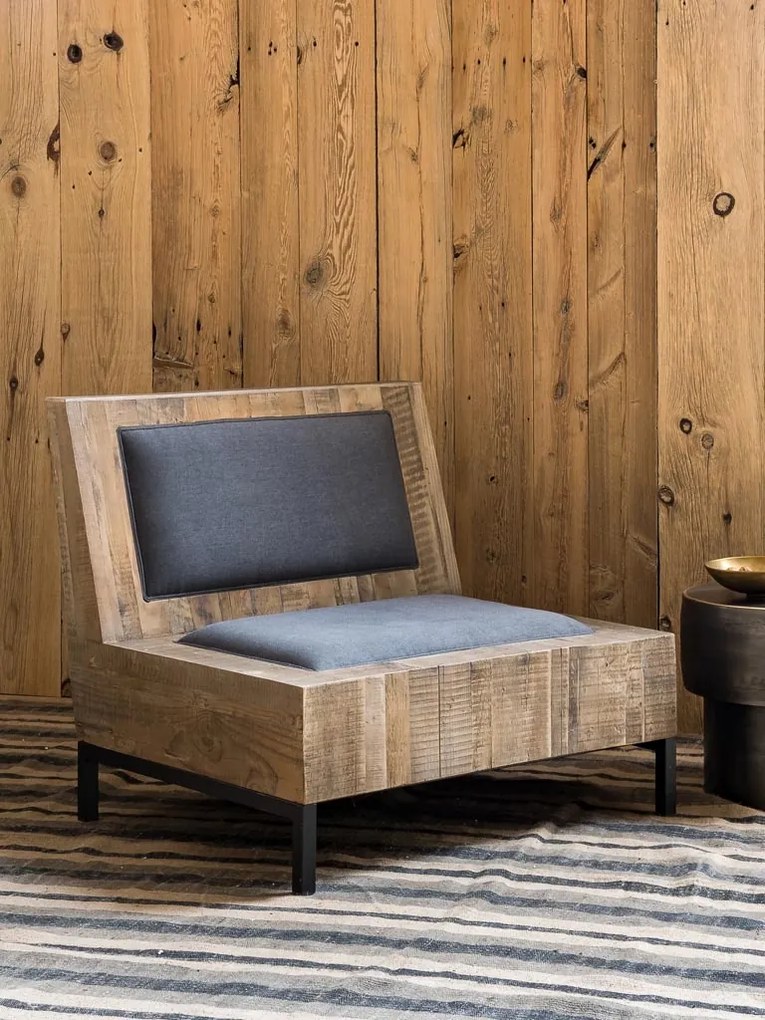 Fotoliu lounge din lemn masiv de ulm cu tapițerie din bumbac gri, „Meribel”