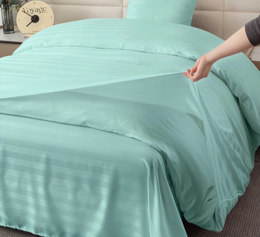 Lenjerie de pat hoteliera din microfibra JASMINE mentol - dunga 2 cm, buzunar hotelier Dimensiune lenjerie de pat: 2 buc 70 x 90 cm | 200 x 220 cm