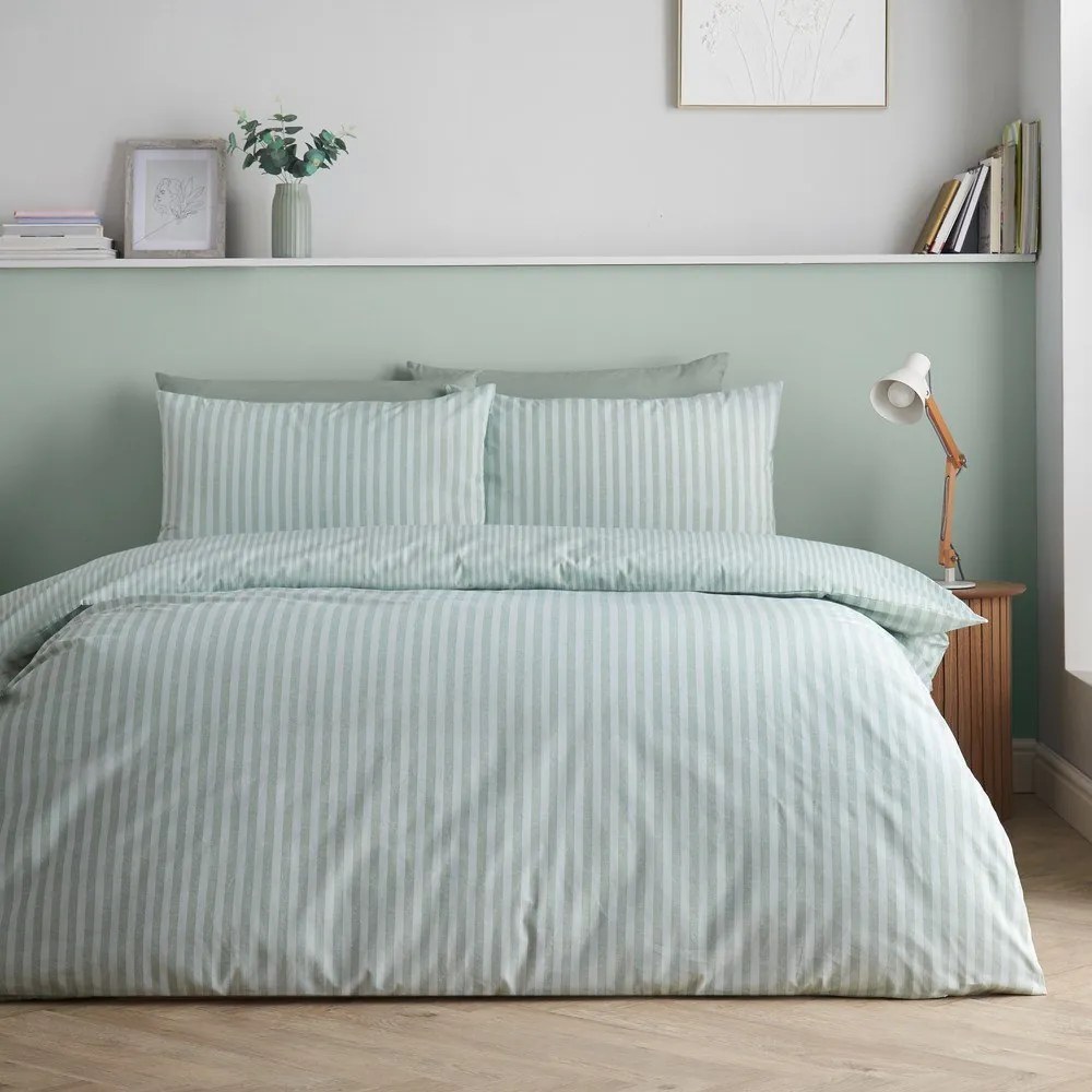 Lenjerie de pat verde pentru pat dublu cu 3 piese 200x200 cm Epping Textured Stripe – Catherine Lansfield