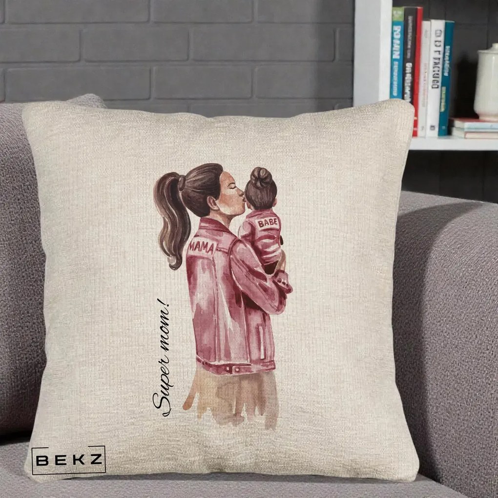 Cadou pentru Mama - Perna Personalizata Super Mom Jachete Roz, 40x40 cm, Bej Canapea, Husa Detasabila, Perna Inclusa, BEKZ®