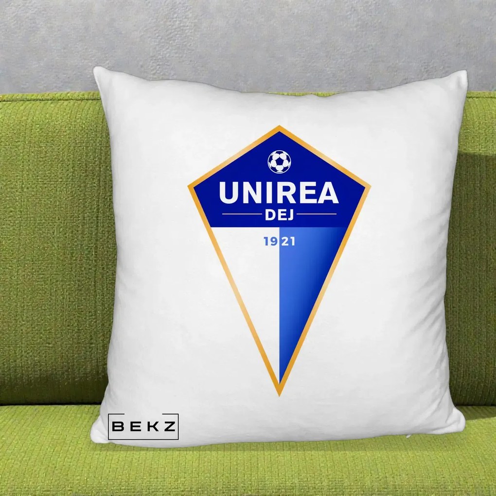 Perna Personalizata Unirea Dej 1921 Fotbal, 40x40 cm, Alb Pufos, Husa Detasabila, Perna Inclusa, BEKZ®