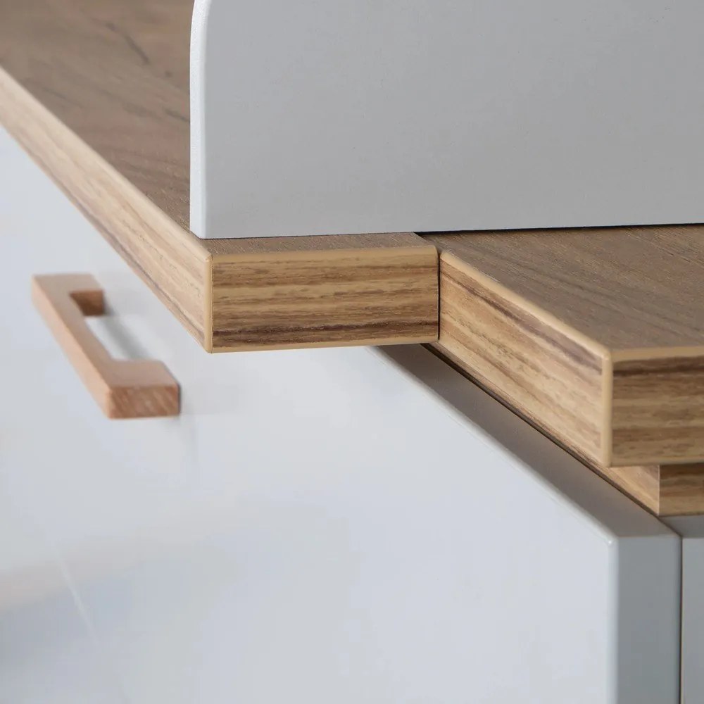 Comodă de copii gri deschis joasă cu aspect de lemn de stejar cu masă de schimbat 117x104 cm Caro – Roba